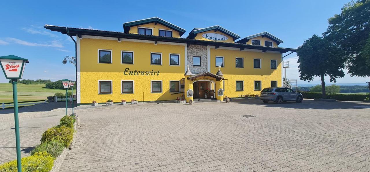 Landgasthof Entenwirt Tarsdorf Exteriér fotografie
